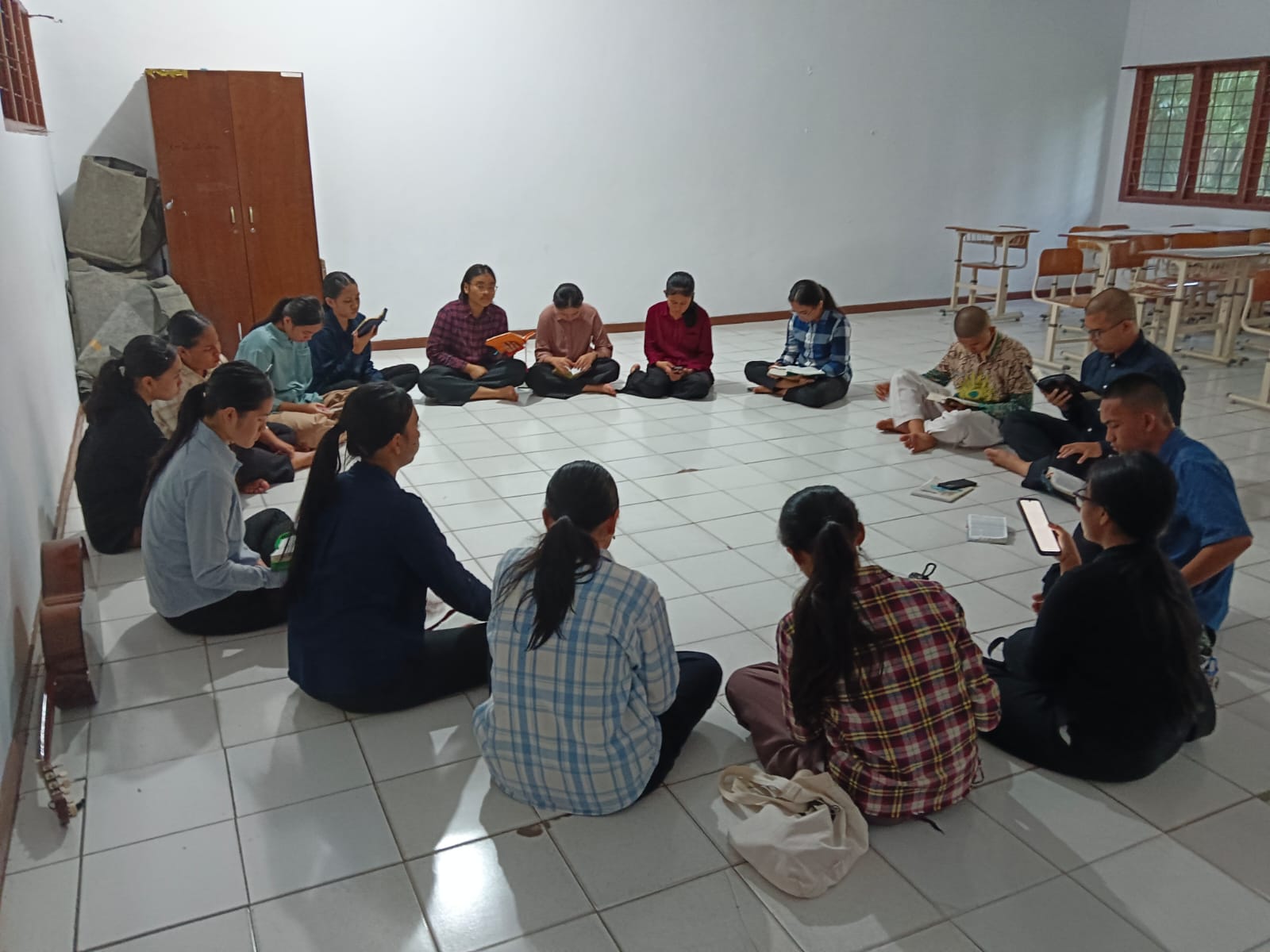 Kegiatan Ibadah Non Muslim